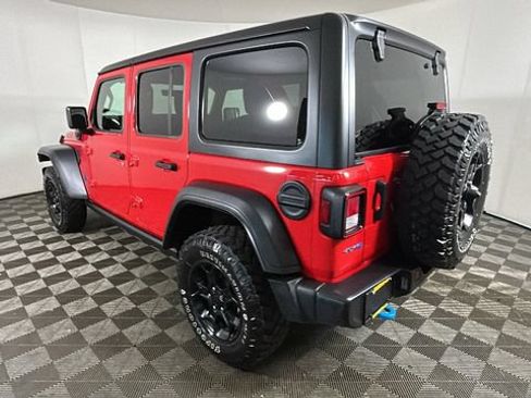 Used 2023 Jeep Wrangler Unlimited w/ Cold Weather Group AWD/4WD image 4