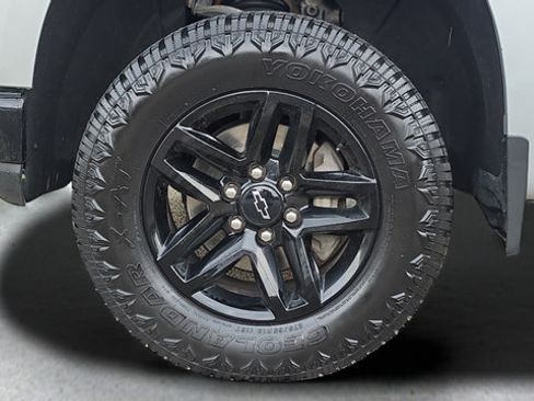 Used 2021 Chevrolet Silverado 1500 LT Trail Boss AWD/4WD image 51
