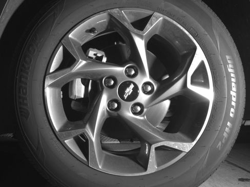 Used 2025 Chevrolet Trax LT FWD image 12