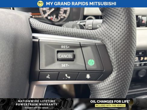 New 2026 Mitsubishi Outlander SE AWD/4WD image 27