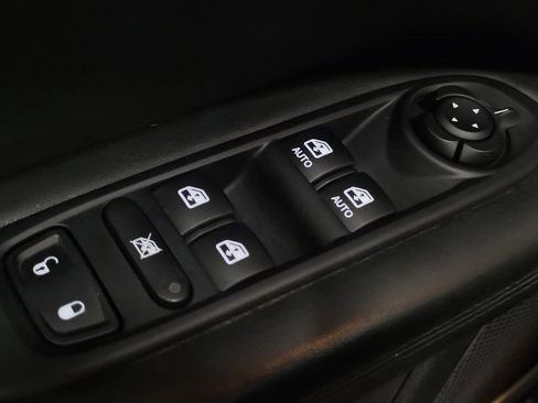 Used 2018 Jeep Compass Latitude w/ Popular Equipment Group AWD/4WD image 27
