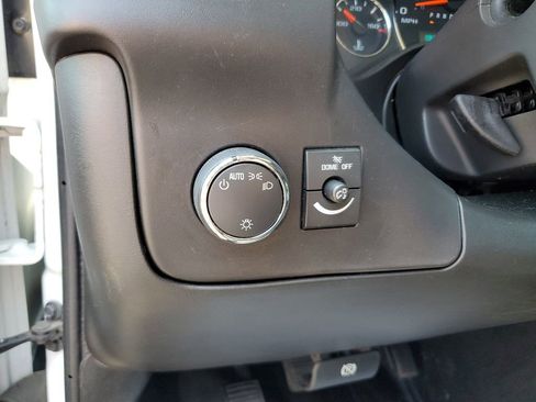 Used 2023 GMC Savana 2500 w/ Driver Convenience Package image 13