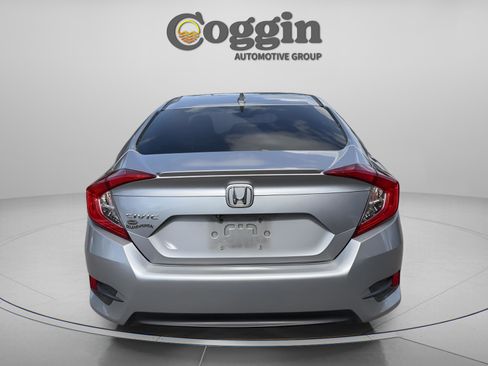 Used 2018 Honda Civic EX-T image 5