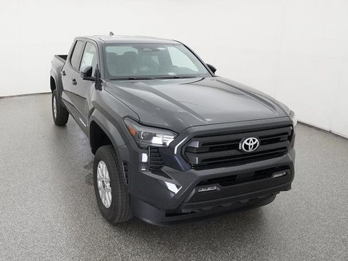 New 2025 Toyota Tacoma SR5 image 17