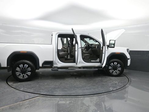 Used 2024 GMC Sierra 2500 Denali w/ Denali Reserve Package image 52