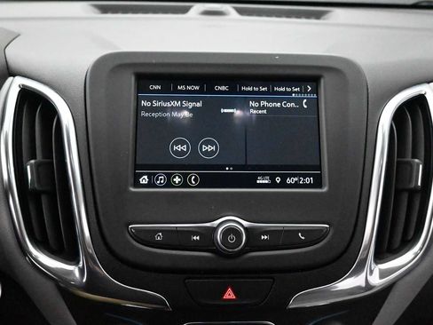 Used 2019 Chevrolet Equinox LT AWD/4WD image 16