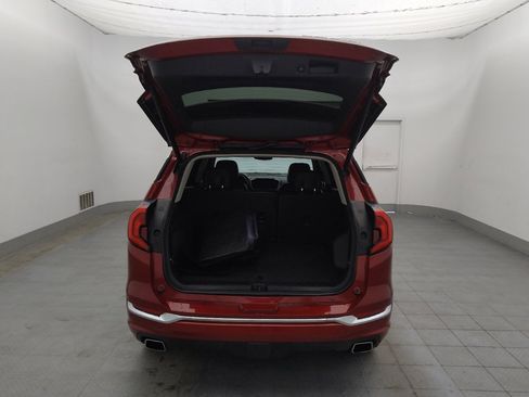 Used 2020 GMC Terrain Denali w/ Denali Premium Package FWD image 29