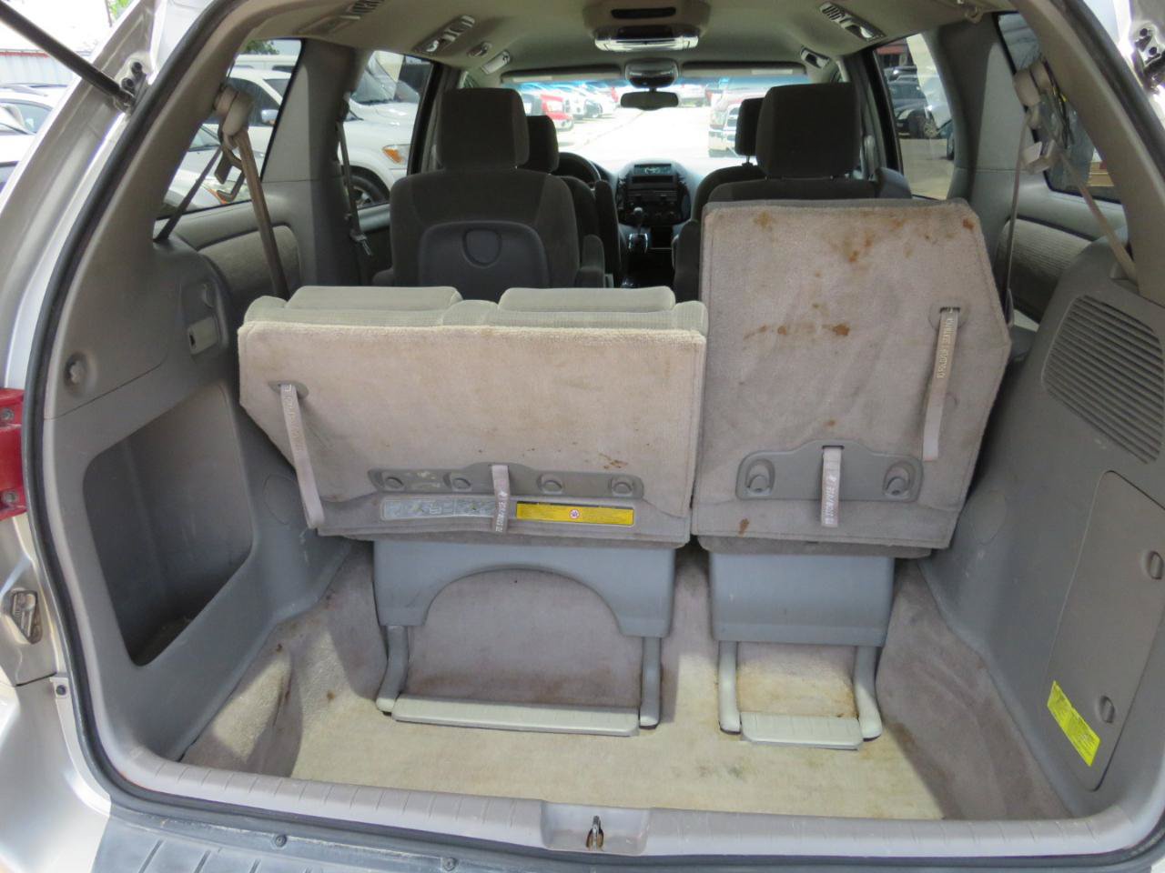 Used 2005 Toyota Sienna LE FWD image 25