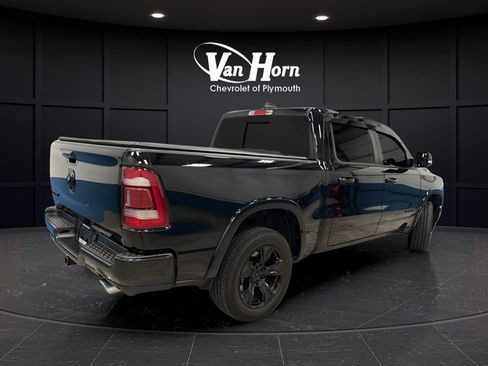 Used 2022 RAM 1500 Laramie AWD/4WD image 7