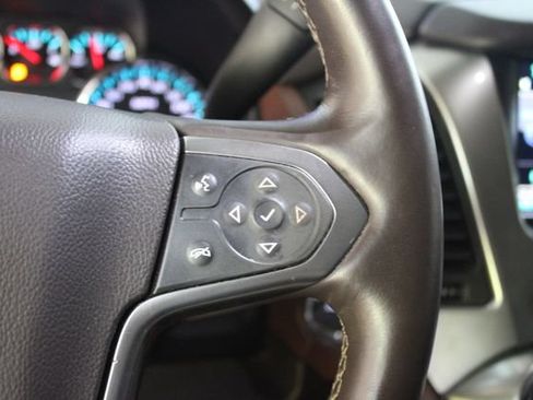 Used 2015 Chevrolet Suburban LTZ AWD/4WD image 17