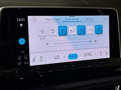 New 2026 Volkswagen Atlas Cross Sport SEL R-Line AWD/4WD image 10