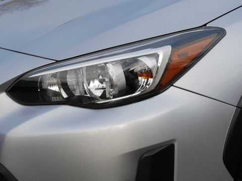 Used 2023 Subaru Crosstrek 2.0i Premium image 16