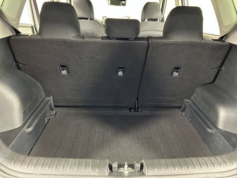 Used 2025 Kia Soul LX w/ LX Technology Package FWD image 19