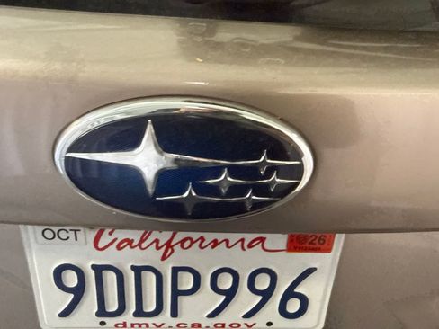 Used 2016 Subaru Forester 2.5i Premium AWD/4WD image 12