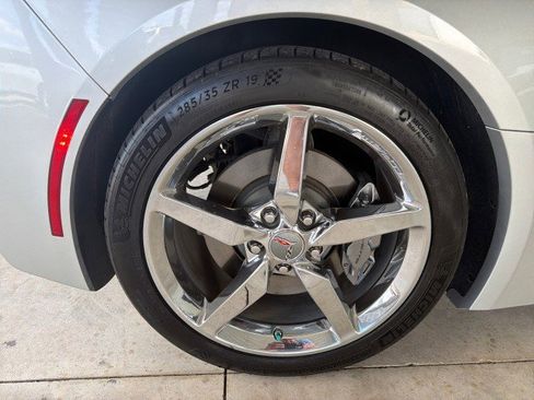 Used 2014 Chevrolet Corvette Stingray Convertible w/ 2LT Preferred Equipment Group image 36