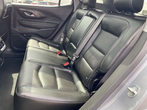 Used 2023 GMC Terrain SLT w/ Infotainment Package II AWD/4WD image 27
