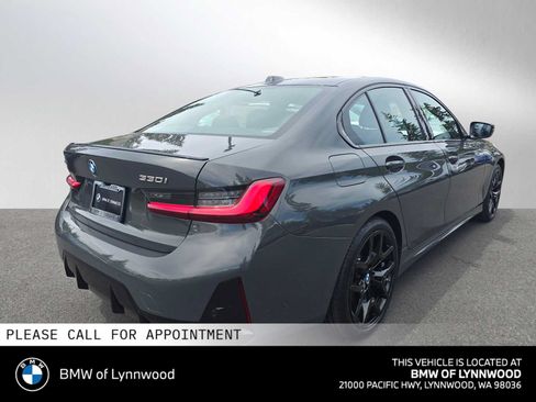 Used 2026 BMW 330i xDrive Sedan w/ M Sport Package AWD/4WD image 3