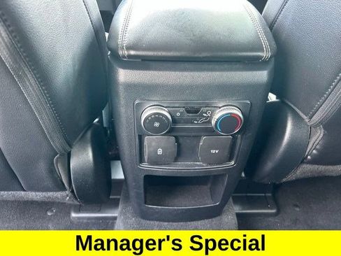 Used 2021 Ford Explorer XLT w/ Equipment Group 202A AWD/4WD image 43