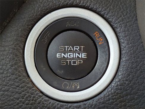 Used 2021 RAM 1500 Laramie w/ Off Road Group image 33