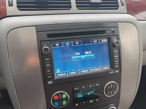 Used 2009 GMC Yukon SLT image 32