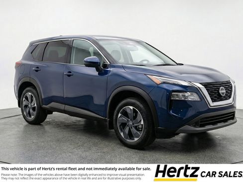 Used 2025 Nissan Rogue SV AWD/4WD image 1