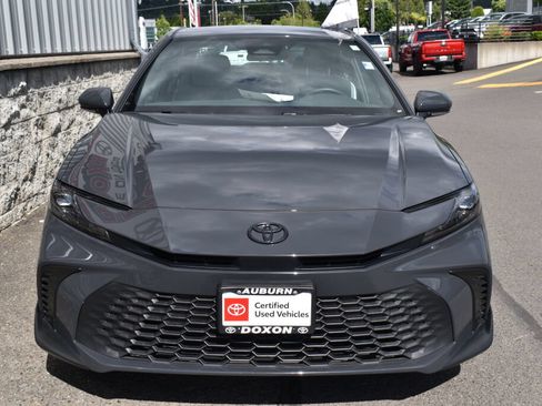 Certified 2025 Toyota Camry SE AWD/4WD image 2