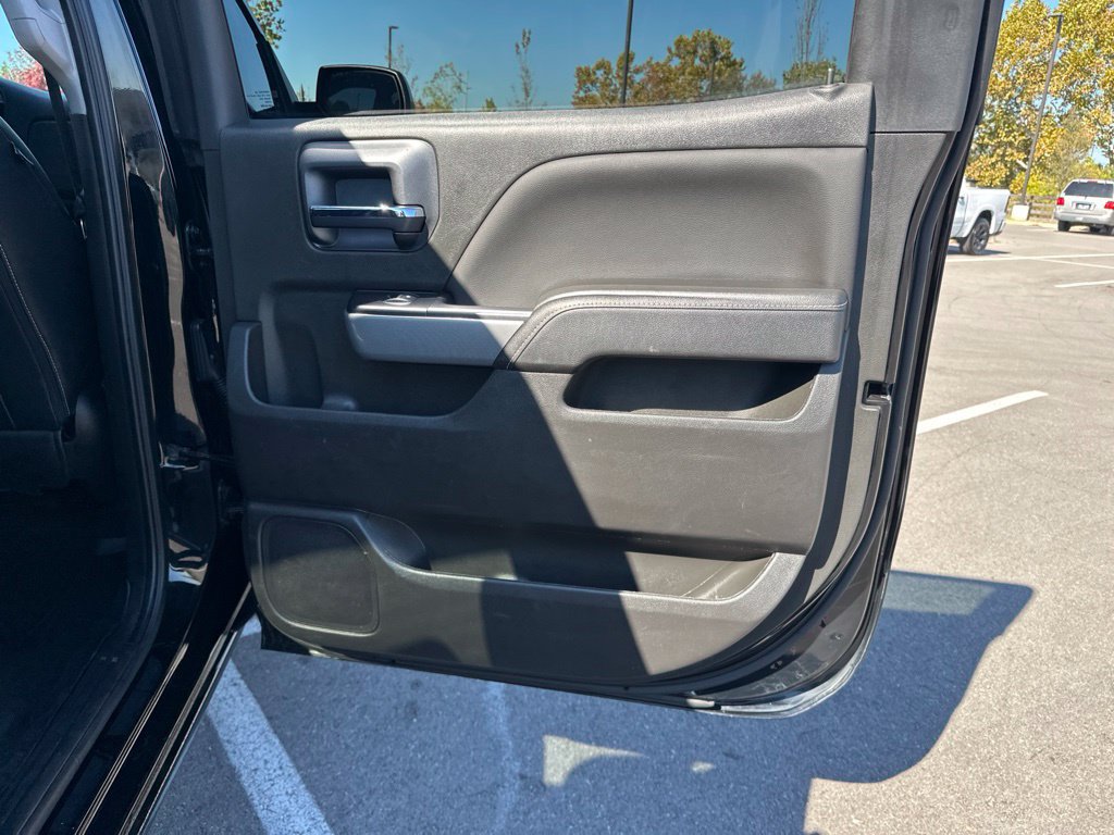 Used 2018 Chevrolet Silverado 1500 LT w/ All Star Edition AWD/4WD image 23