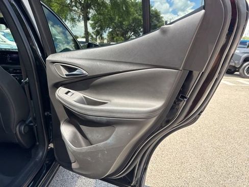 Used 2025 Buick Encore GX Preferred FWD image 16