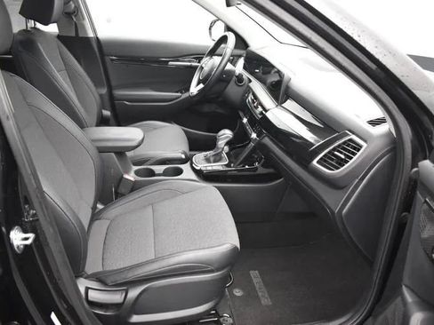 Used 2025 Kia Seltos S FWD image 16