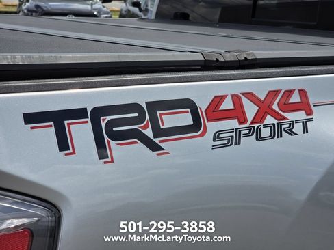 Used 2022 Toyota Tacoma TRD Sport w/ Technology Package AWD/4WD image 14