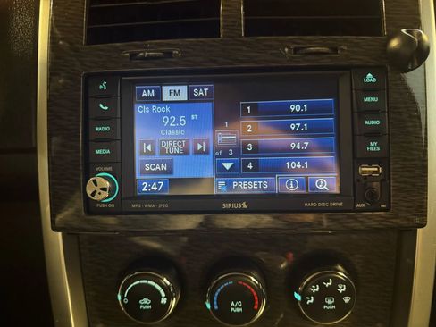 Used 2011 Jeep Liberty 70th Anniversary image 19