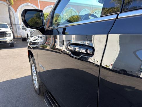 Used 2024 Chevrolet Tahoe LT image 37