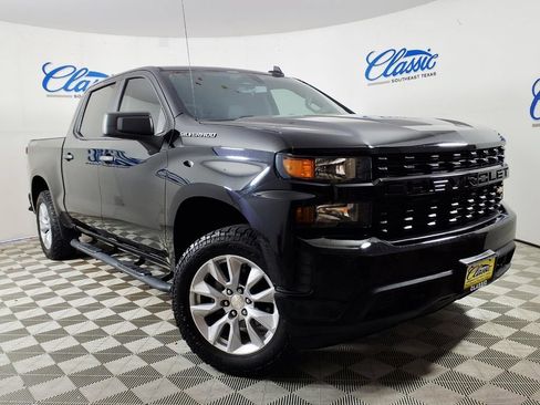 Used 2021 Chevrolet Silverado 1500 Custom AWD/4WD image 1