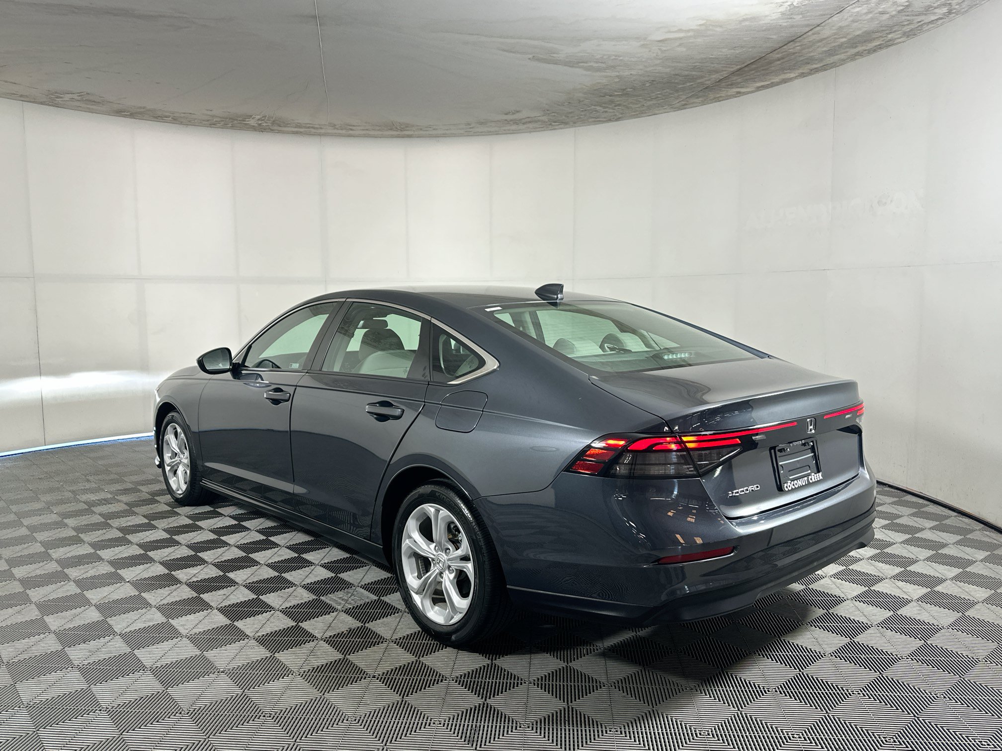 Used 2024 Honda Accord LX image 5