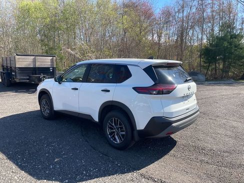 Used 2023 Nissan Rogue S AWD/4WD image 8