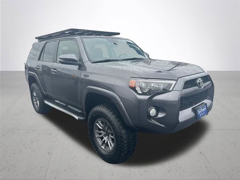 Used 2019 Toyota 4Runner SR5 Premium image 5