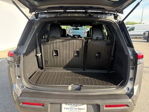 Used 2023 Nissan Pathfinder Rock Creek AWD/4WD image 37