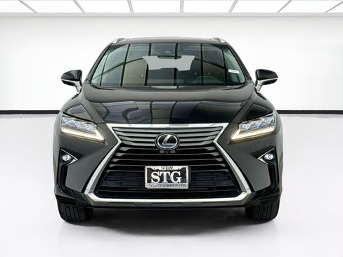 Used 2019 Lexus RX 350L Luxury w/ Accessory Package FWD image 2