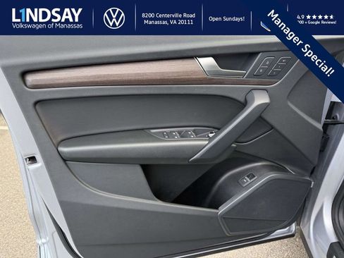 Used 2023 Audi Q5 2.0T Premium w/ Convenience Package image 8