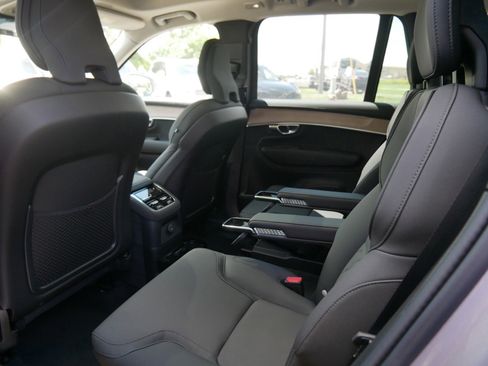 New 2026 Volvo XC90 T8 Plus image 6