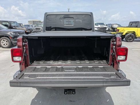 Used 2021 Jeep Gladiator Sport AWD/4WD image 12