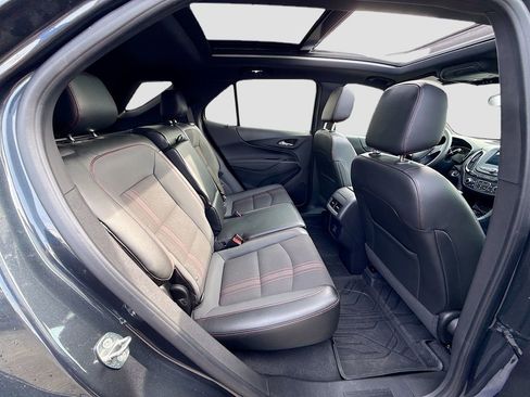 Used 2022 Chevrolet Equinox RS w/ LPO, Floor Liner Package FWD image 26