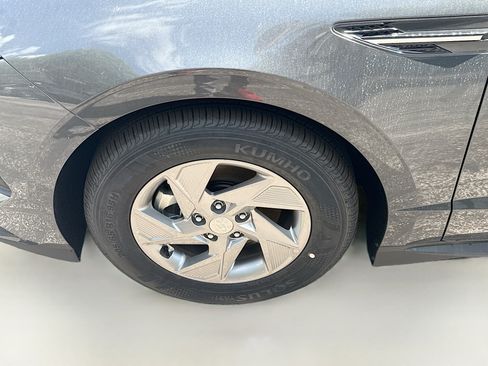 New 2026 Hyundai Sonata SE FWD image 23