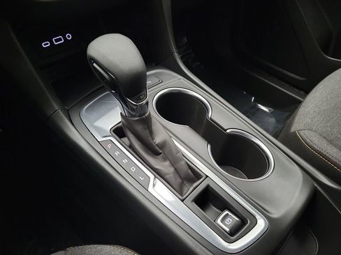 Certified 2024 Chevrolet Equinox LT w/ LPO, Floor Liner Package image 15