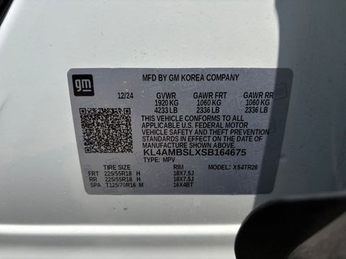 Used 2025 Buick Encore GX Preferred FWD image 29