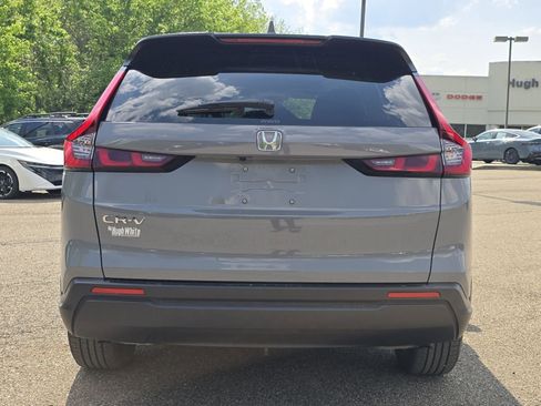 Used 2025 Honda CR-V EX image 16