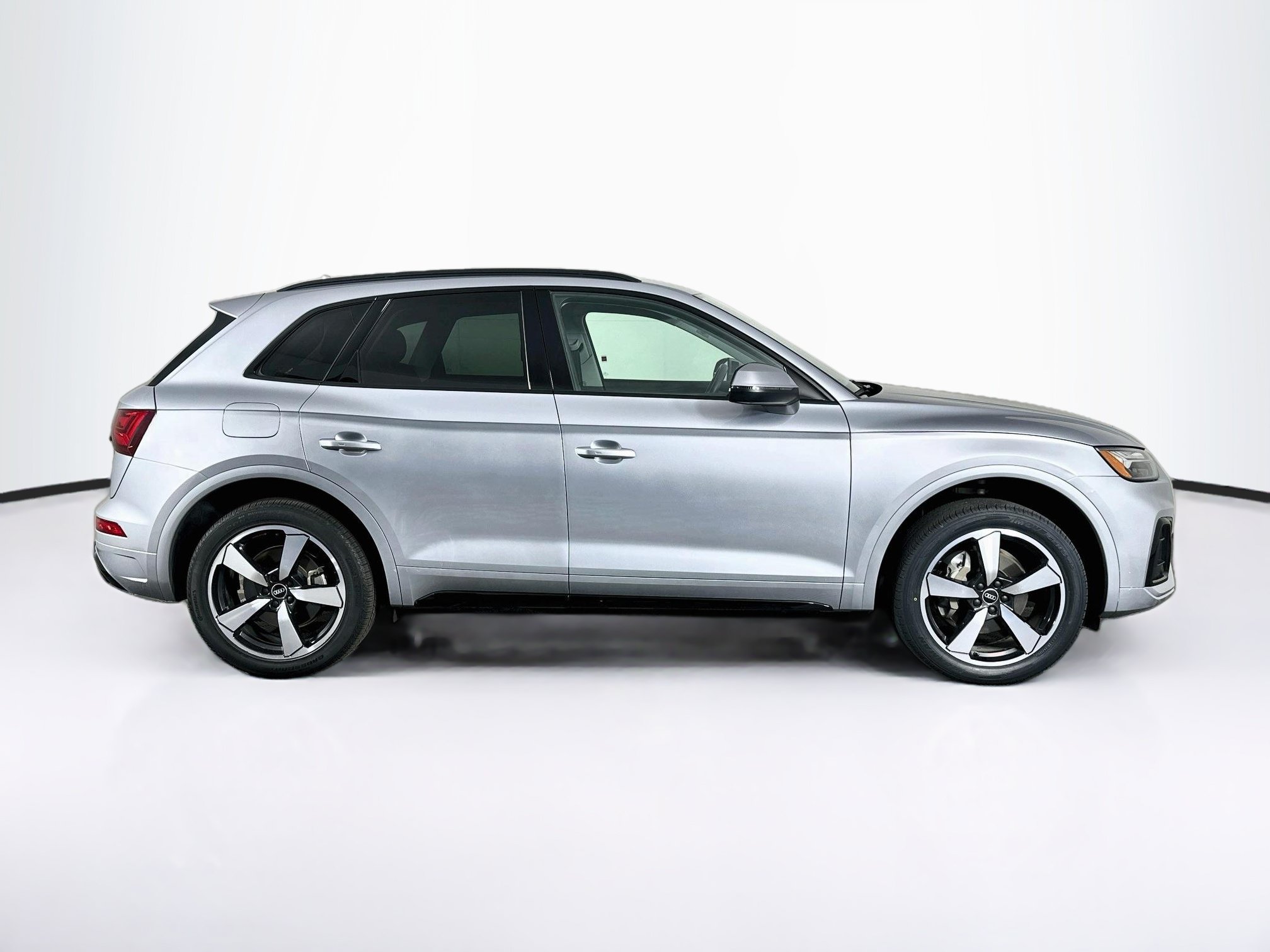 Used 2023 Audi Q5 2.0T Premium Plus AWD/4WD image 10