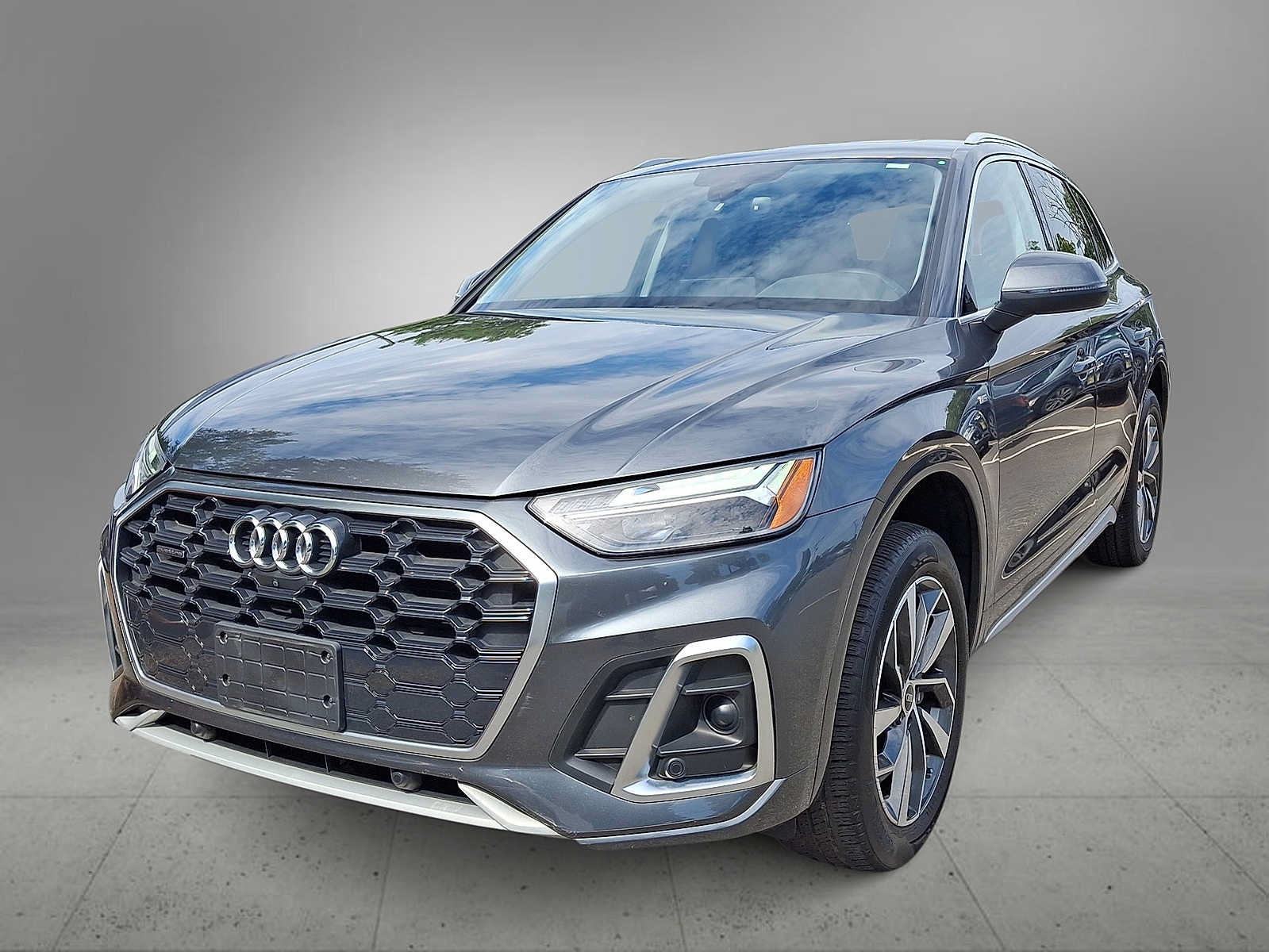 Certified 2023 Audi Q5 2.0T Premium Plus w/ Premium Plus Package AWD/4WD image 1