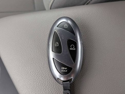 Used 2025 Hyundai Elantra Sport FWD image 27