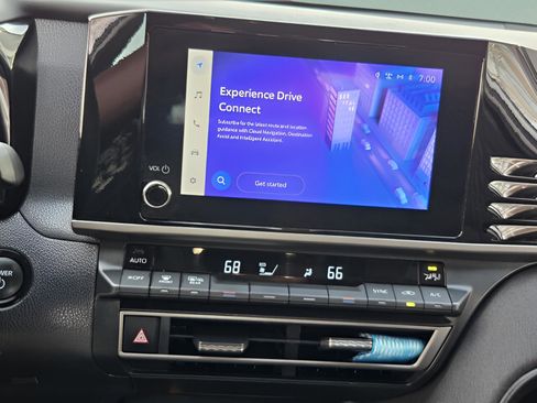 Certified 2025 Toyota Camry LE FWD image 17